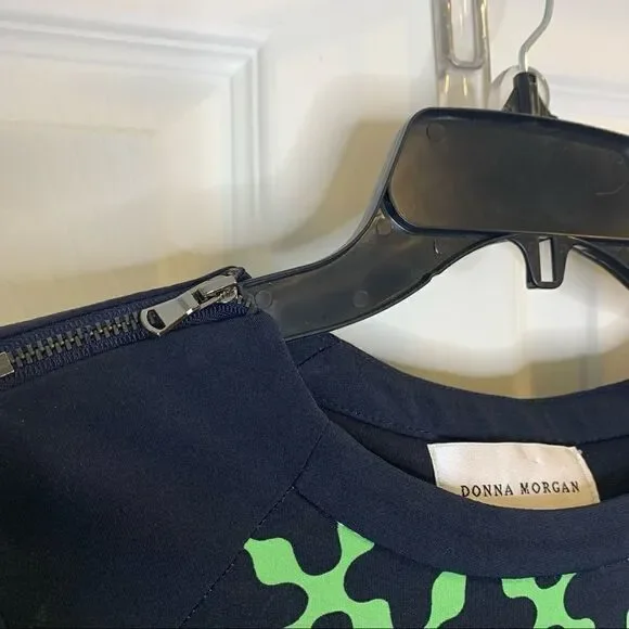 Donna Morgan Navy and Green Geometric Print Dress Size 6 - Picture 4 of 10